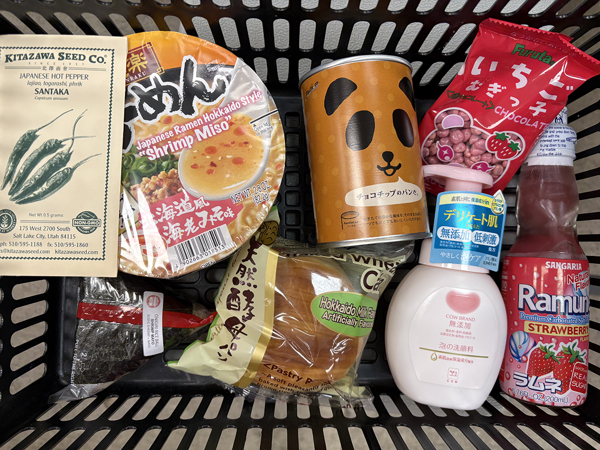 Gohan Market haul with Japanese snacks and drinks